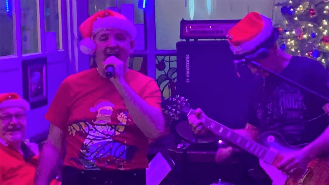 Photo 9 of Christmas 2021