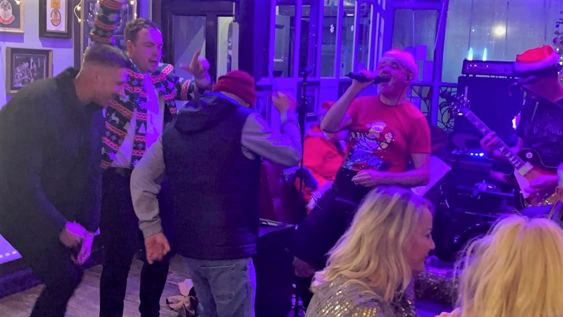 Photo 14 of Christmas 2021